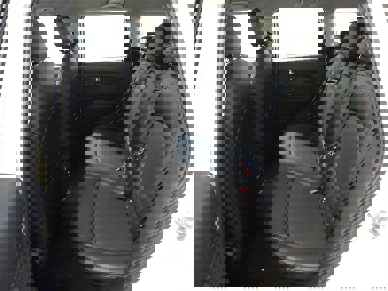 Used 2016 MINI Cooper Clubman image 27