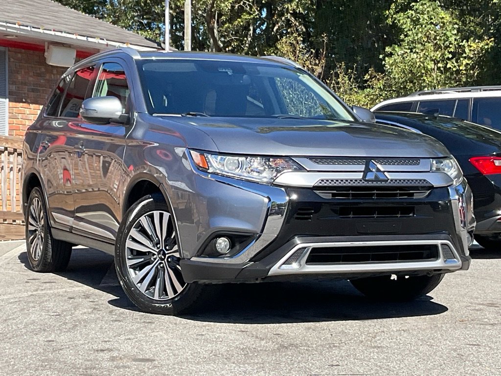 Used 2020 Mitsubishi Outlander SEL image 3