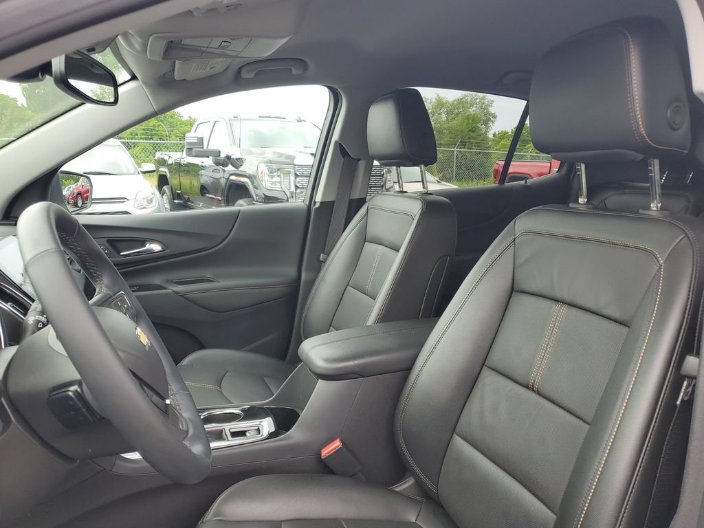Used 2024 Chevrolet Equinox Premier AWD/4WD image 5