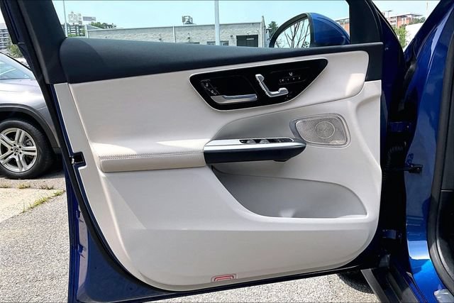 Used 2026 Mercedes-Benz GLC 300 4MATIC image 18