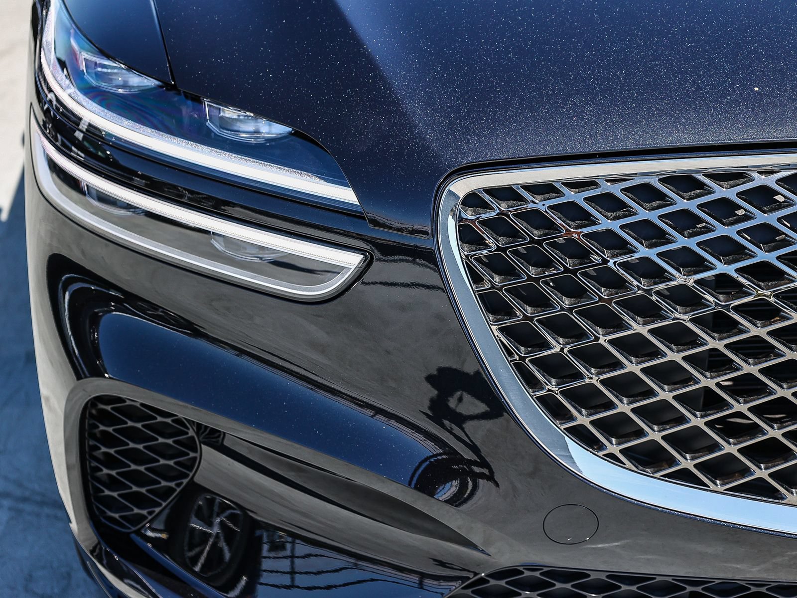 Used 2023 Genesis GV70 2.5T w/ Select Package AWD/4WD image 10