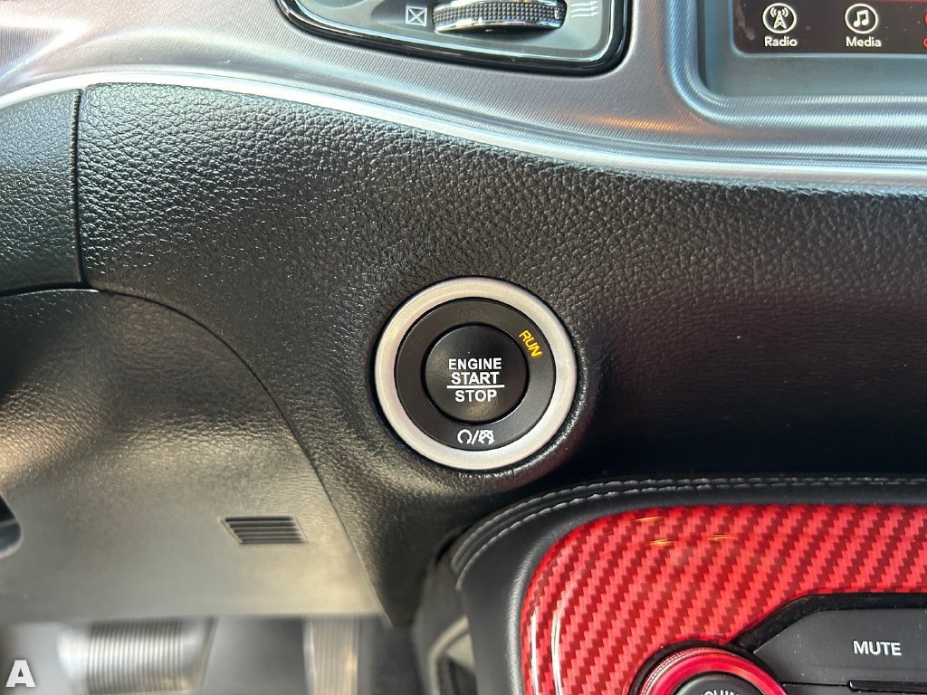 Used 2019 Dodge Challenger R/T w/ Driver Convenience Group RWD image 22
