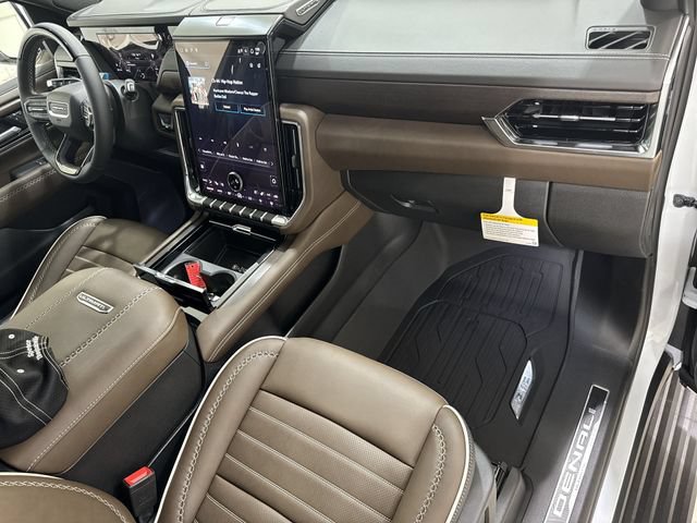New 2026 GMC Yukon XL Denali Ultimate w/ LPO, Floor Liner Package AWD/4WD image 30