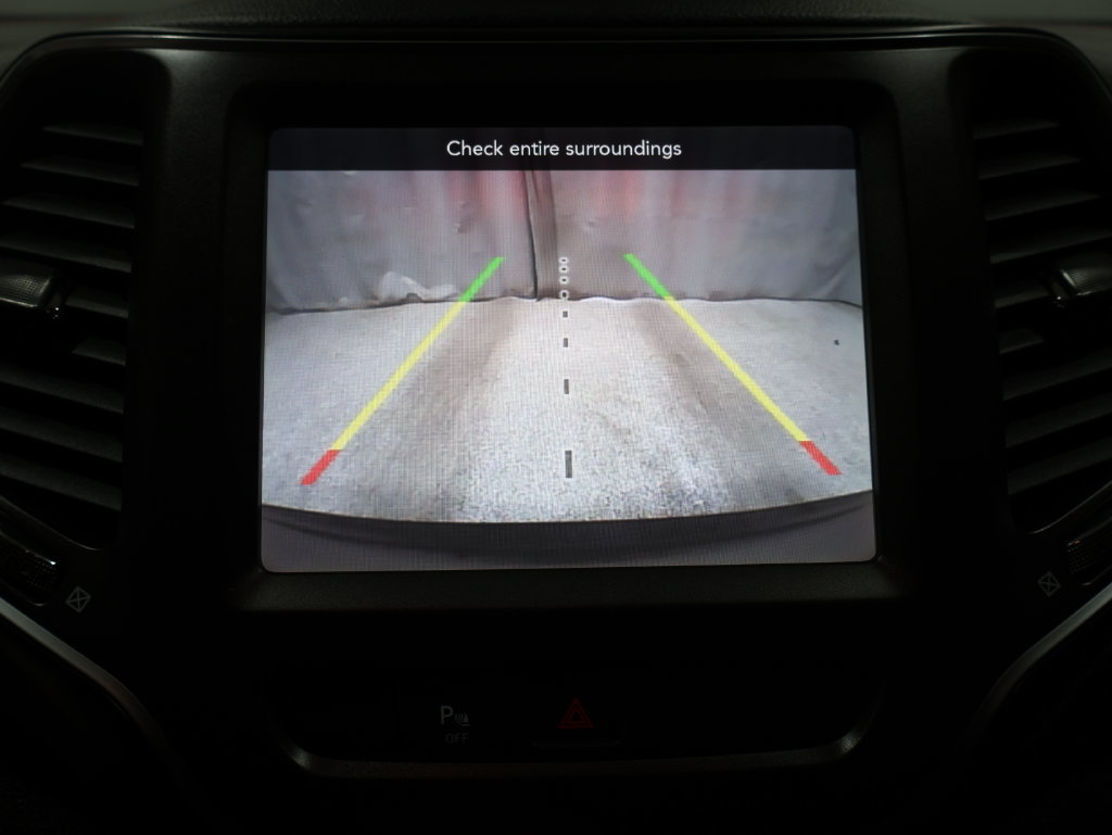 Used 2019 Jeep Cherokee Trailhawk w/ Cold Weather Group AWD/4WD image 28