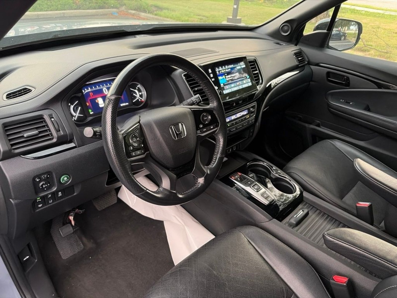 Used 2022 Honda Passport Elite image 18
