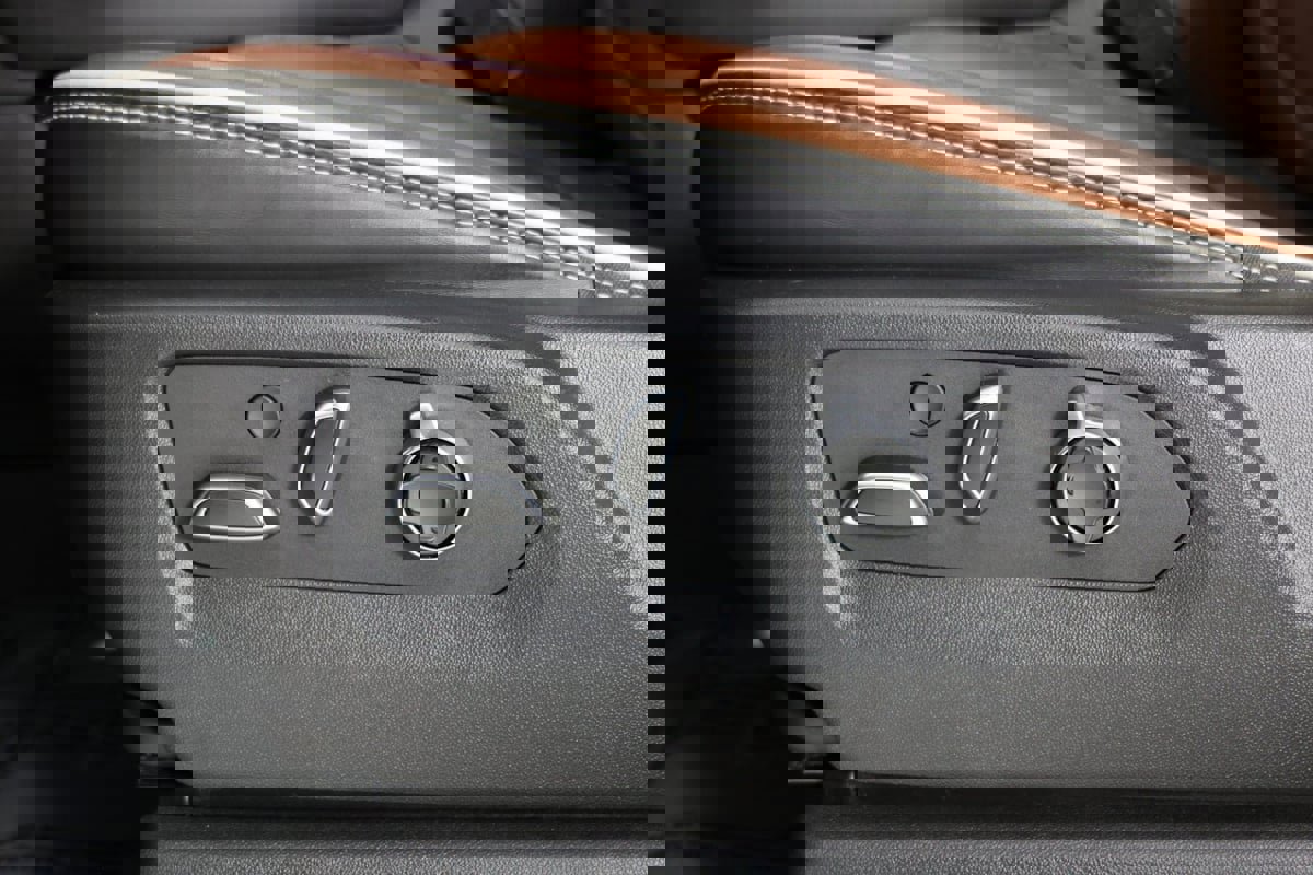 Used 2024 GMC Sierra 1500 Denali Ultimate image 27