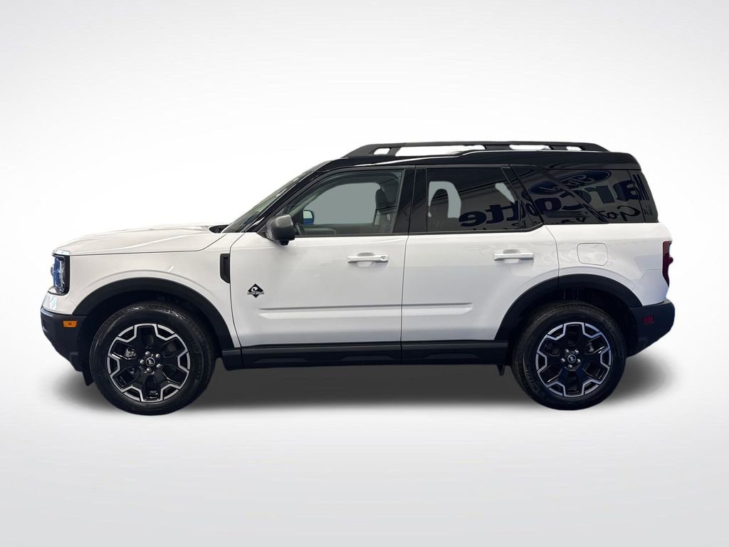 Certified 2025 Ford Bronco Sport Outer Banks w/ Outer Banks Tech Package+ AWD/4WD image 2