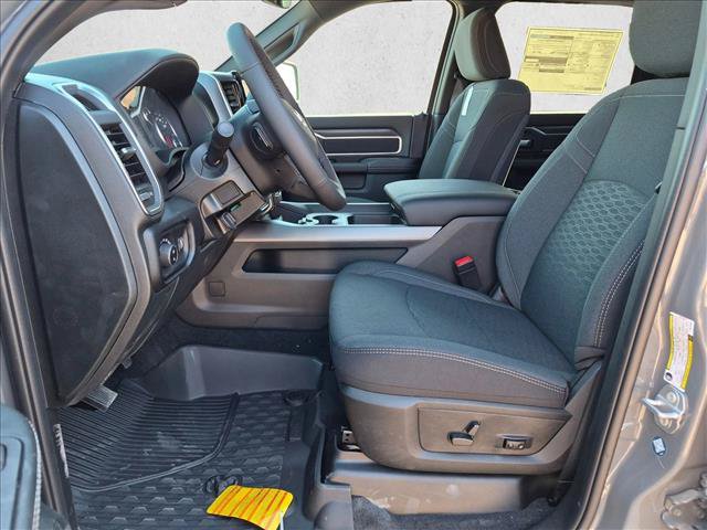 New 2026 RAM 3500 Big Horn AWD/4WD video 4