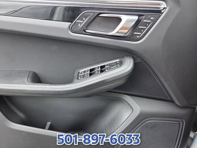 Used 2017 Porsche Macan S AWD/4WD image 28