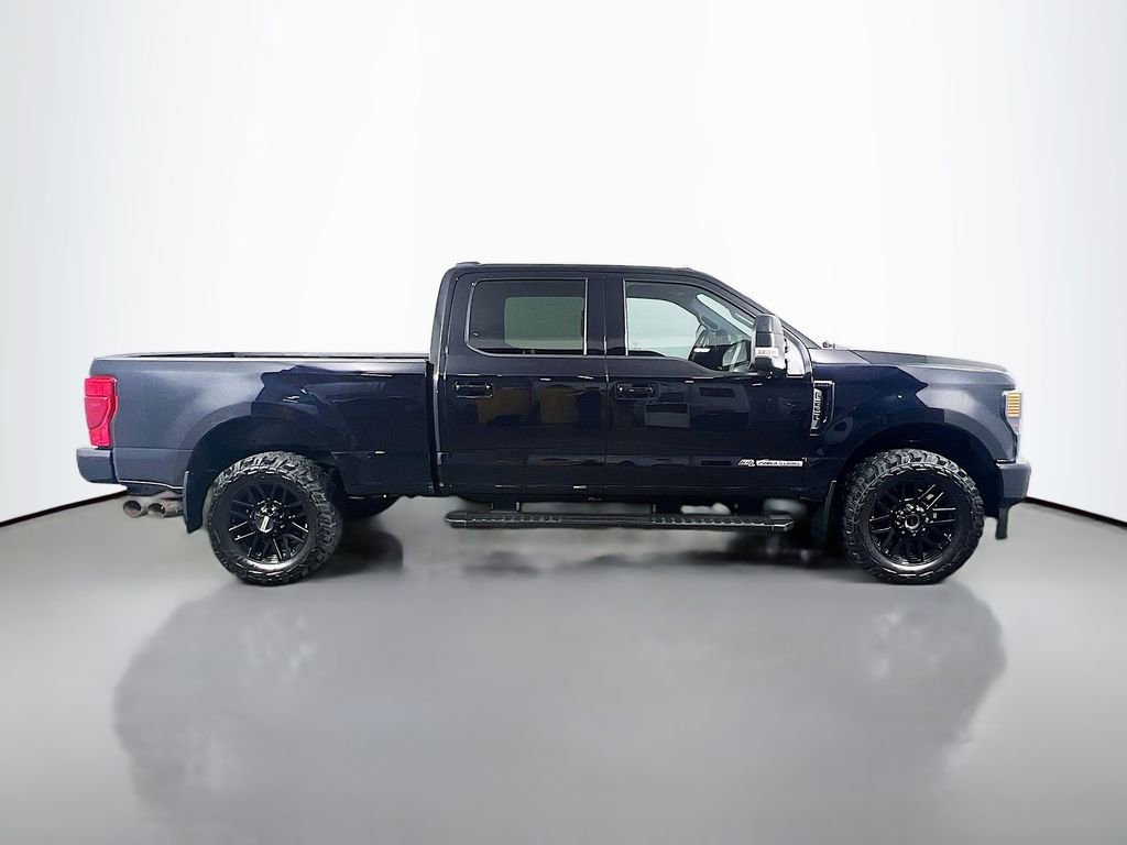 Used 2022 Ford F250 Lariat w/ Black Appearance Package AWD/4WD image 4