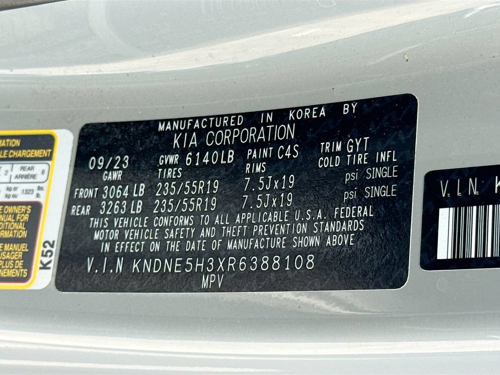 Used 2024 Kia Carnival FWD image 46