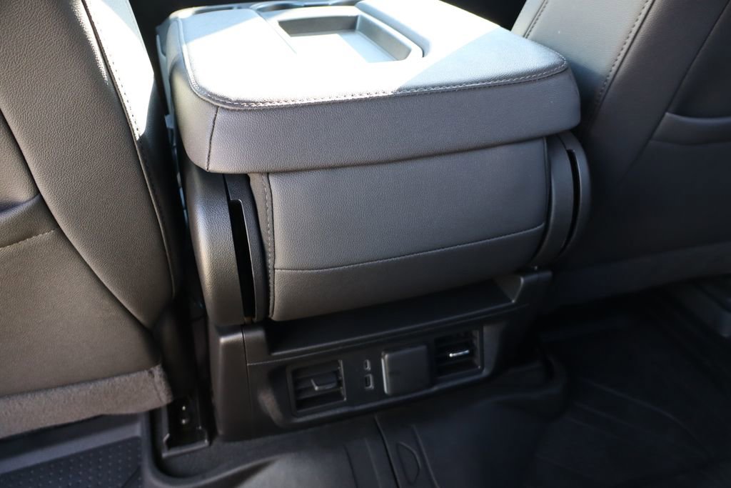 Used 2024 Chevrolet Silverado 3500 LTZ image 44