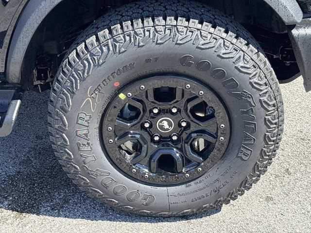 New 2026 Ford Bronco Outer Banks w/ Sasquatch Package AWD/4WD image 9