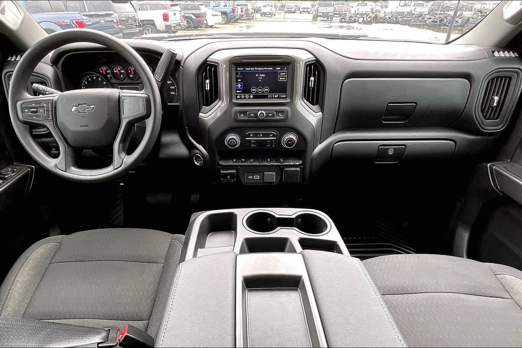 Used 2026 Chevrolet Silverado 2500 Custom w/ Custom Value Package AWD/4WD image 7