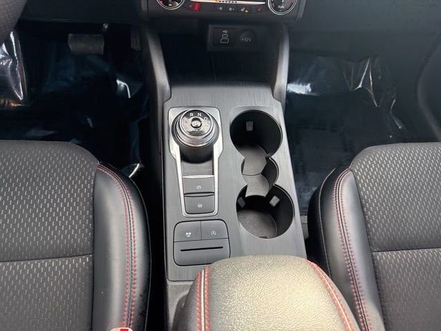 Used 2025 Ford Escape ST-Line Select image 13