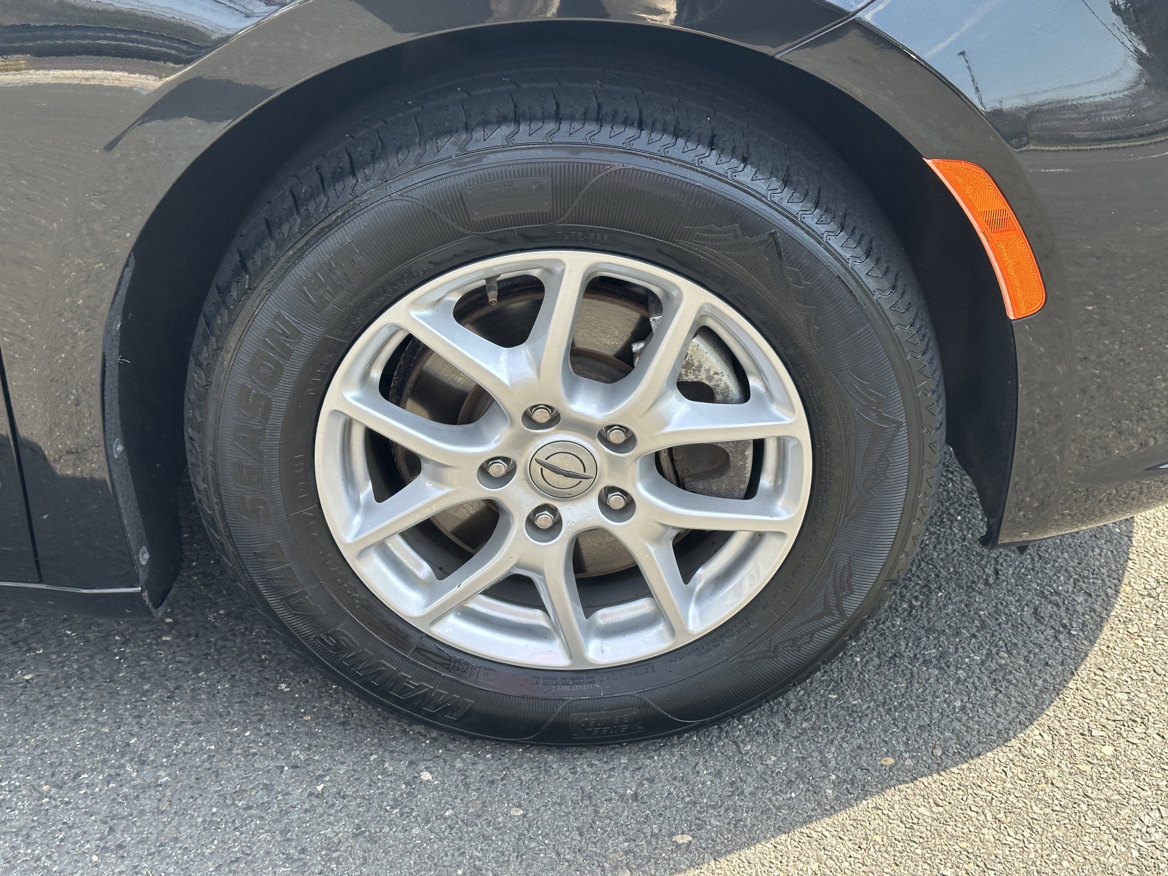 Used 2021 Chrysler Pacifica Touring-L image 20