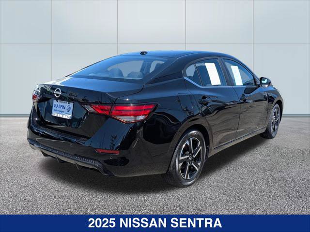 Used 2025 Nissan Sentra SV FWD image 5