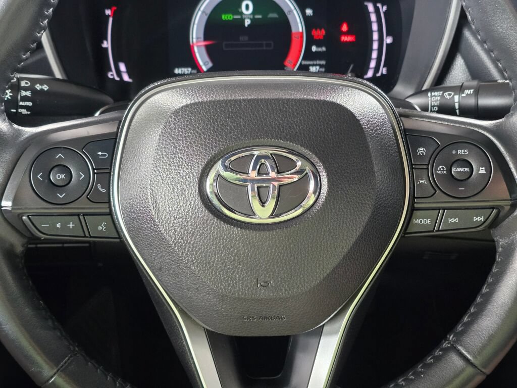 Used 2024 Toyota Corolla XSE FWD image 24