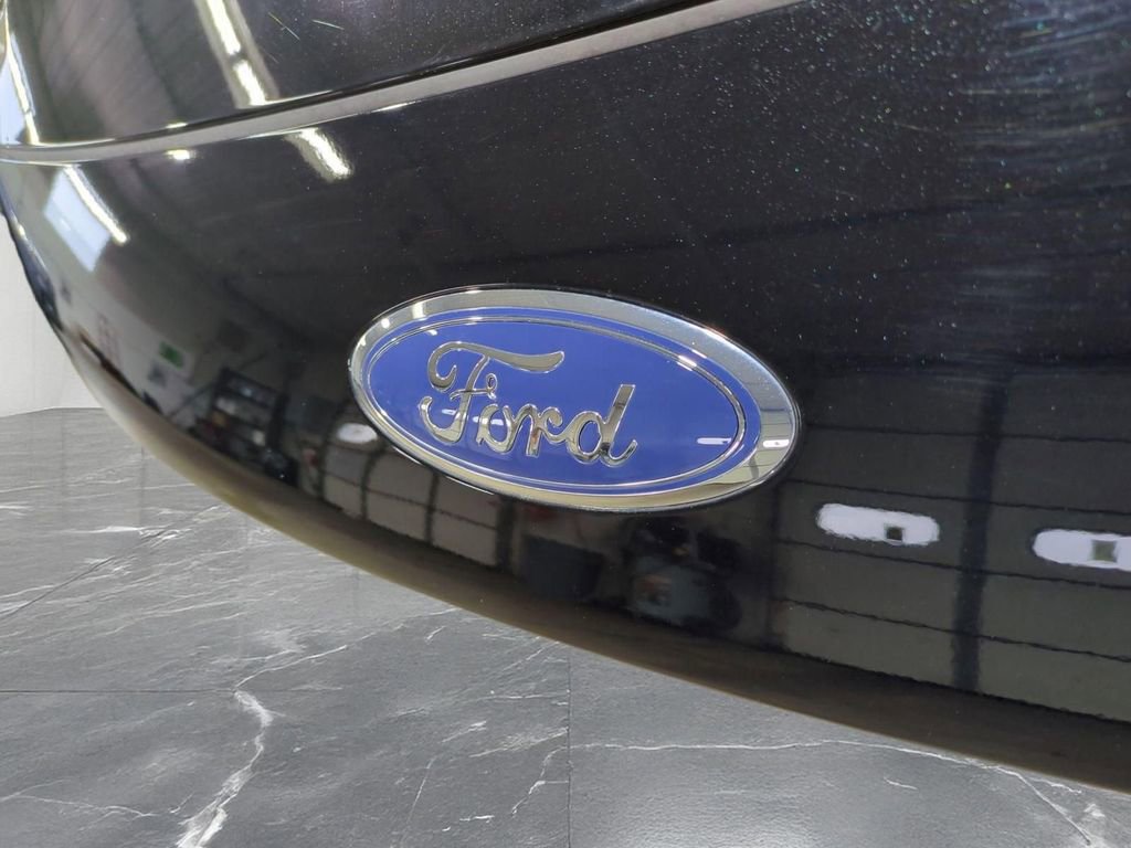 Used 2022 Ford Escape SEL image 9