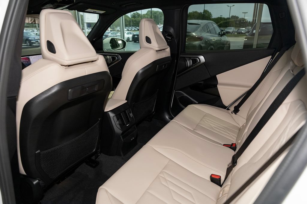 New 2026 BMW X3 xDrive30i w/ Convenience Package AWD/4WD image 9