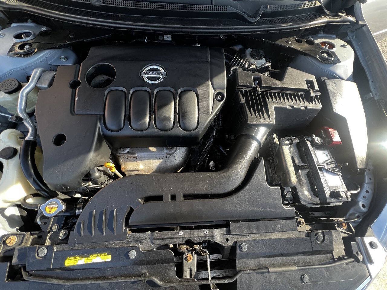 Used 2012 Nissan Altima 2.5 SL w/ 2.5SL Pkg FWD image 18