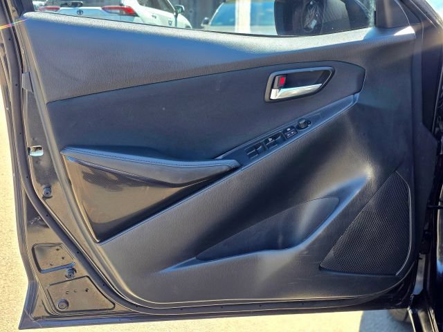 Used 2016 Scion iA FWD image 41