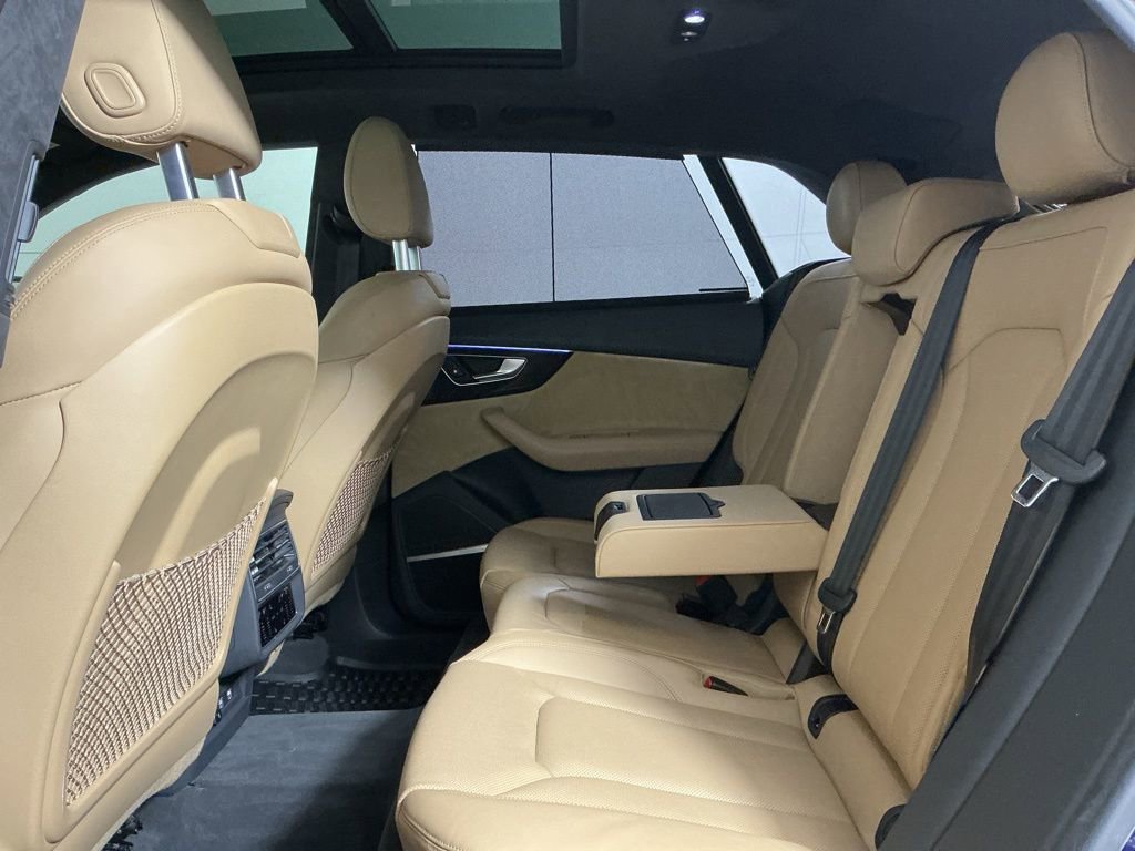 Used 2020 Audi Q8 Prestige image 28