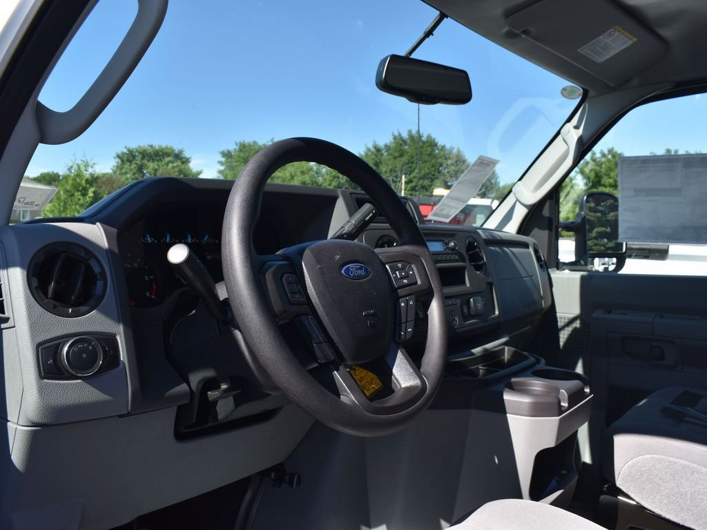 New 2025 Ford E-350 and Econoline 350 Super Duty w/ Power Equipment Group image 20