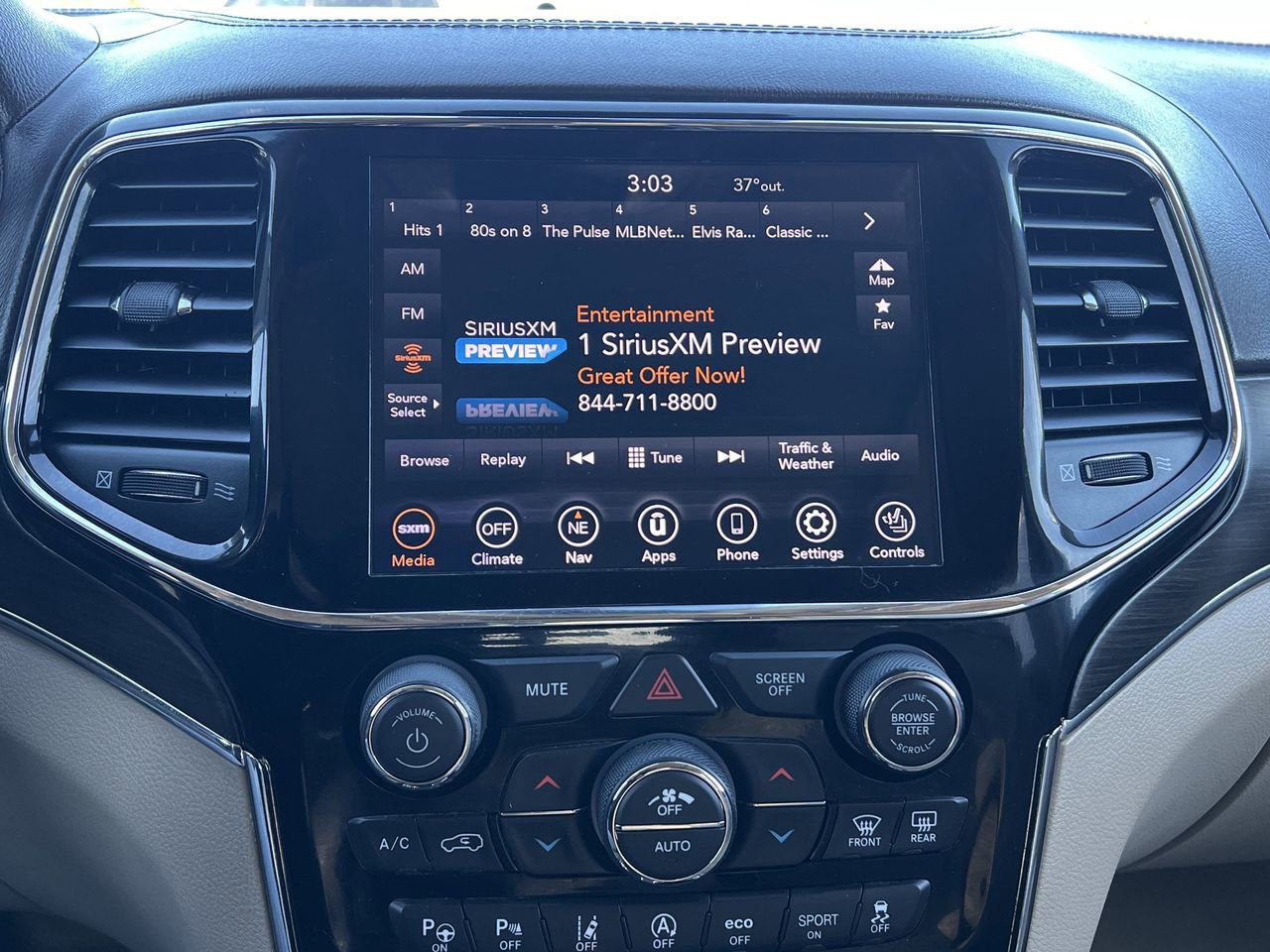 Used 2020 Jeep Grand Cherokee Overland image 10