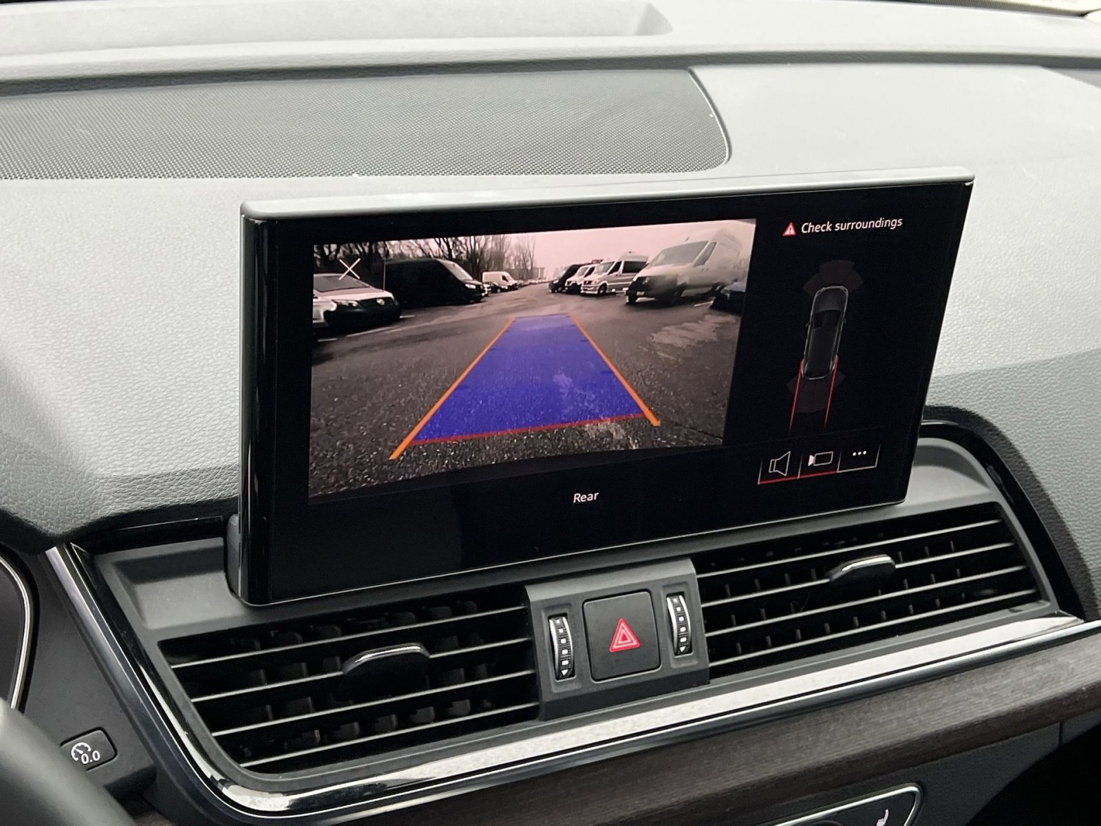 Used 2023 Audi Q5 2.0T Premium w/ Convenience Package AWD/4WD image 17