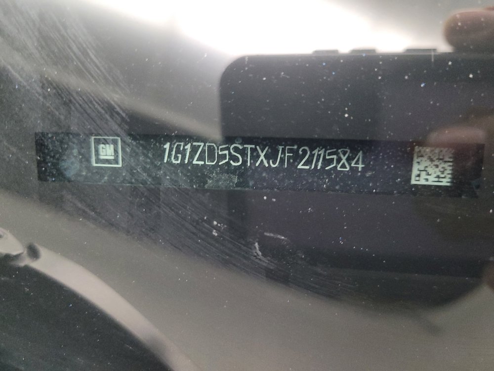 Used 2018 Chevrolet Malibu LT FWD image 33
