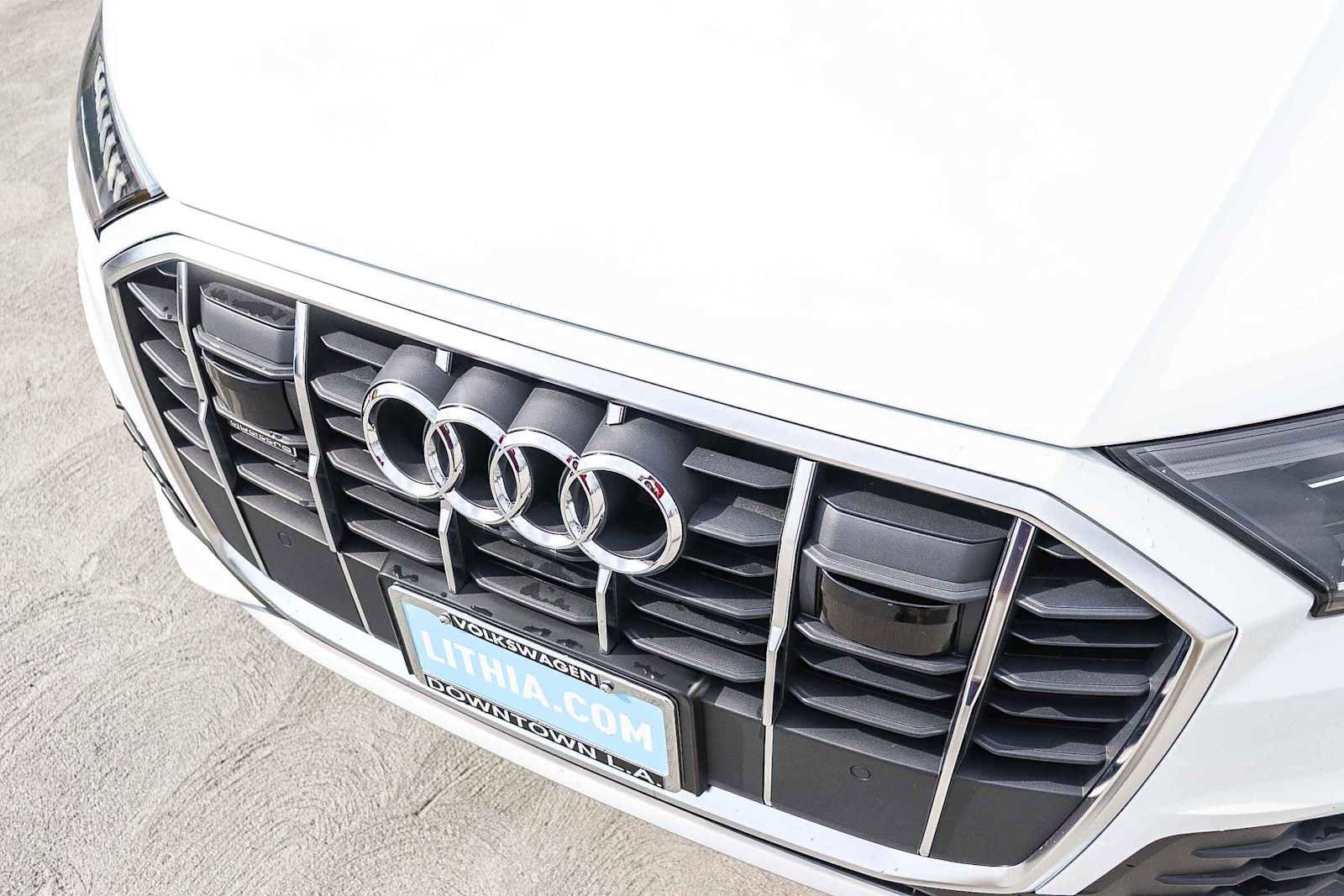 Used 2024 Audi Q7 Premium Plus image 8