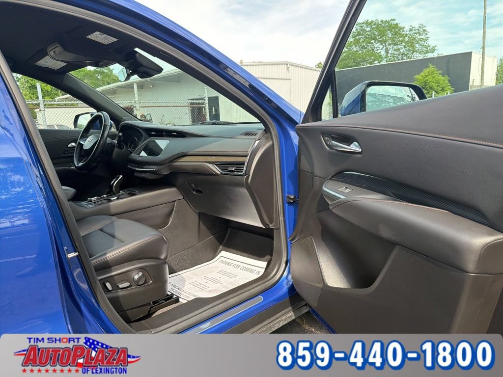 Used 2023 Cadillac XT4 Sport w/ LPO, Onyx Lite Package FWD image 20