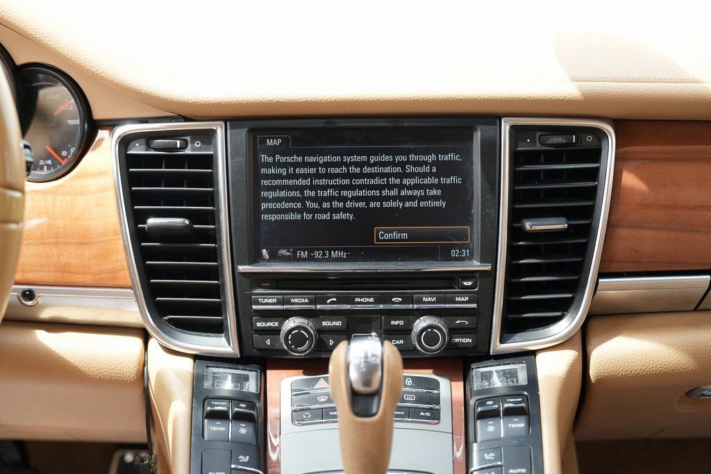 Used 2013 Porsche Panamera image 41