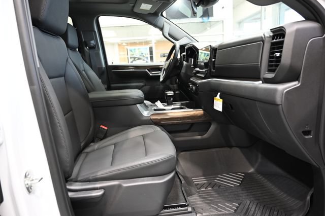 New 2026 Chevrolet Silverado 1500 LT Trail Boss w/ LT Trail Boss Premium Package AWD/4WD image 11