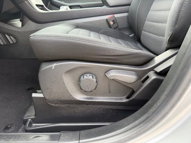 Certified 2023 Ford Edge SE w/ Black Appearance Package AWD/4WD image 9