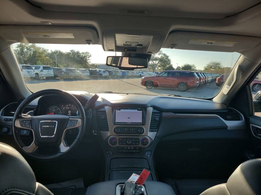 Used 2020 GMC Yukon Denali w/ Denali Premium Package video 2