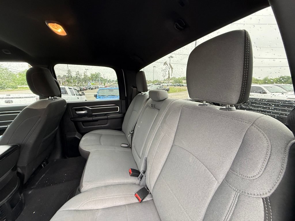 Used 2024 RAM 2500 Big Horn AWD/4WD image 27