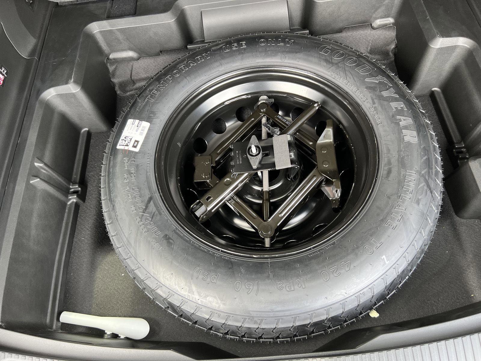 New 2026 Jeep Cherokee Laredo AWD/4WD image 32