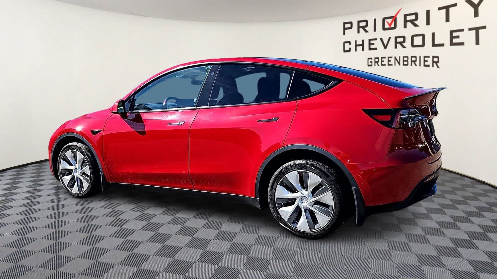 Used 2022 Tesla Model Y Long Range AWD/4WD image 6
