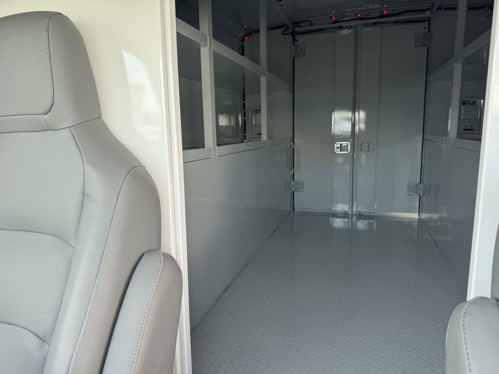 New 2025 Ford E-350 and Econoline 350 Super Duty w/ Power Equipment Group image 30