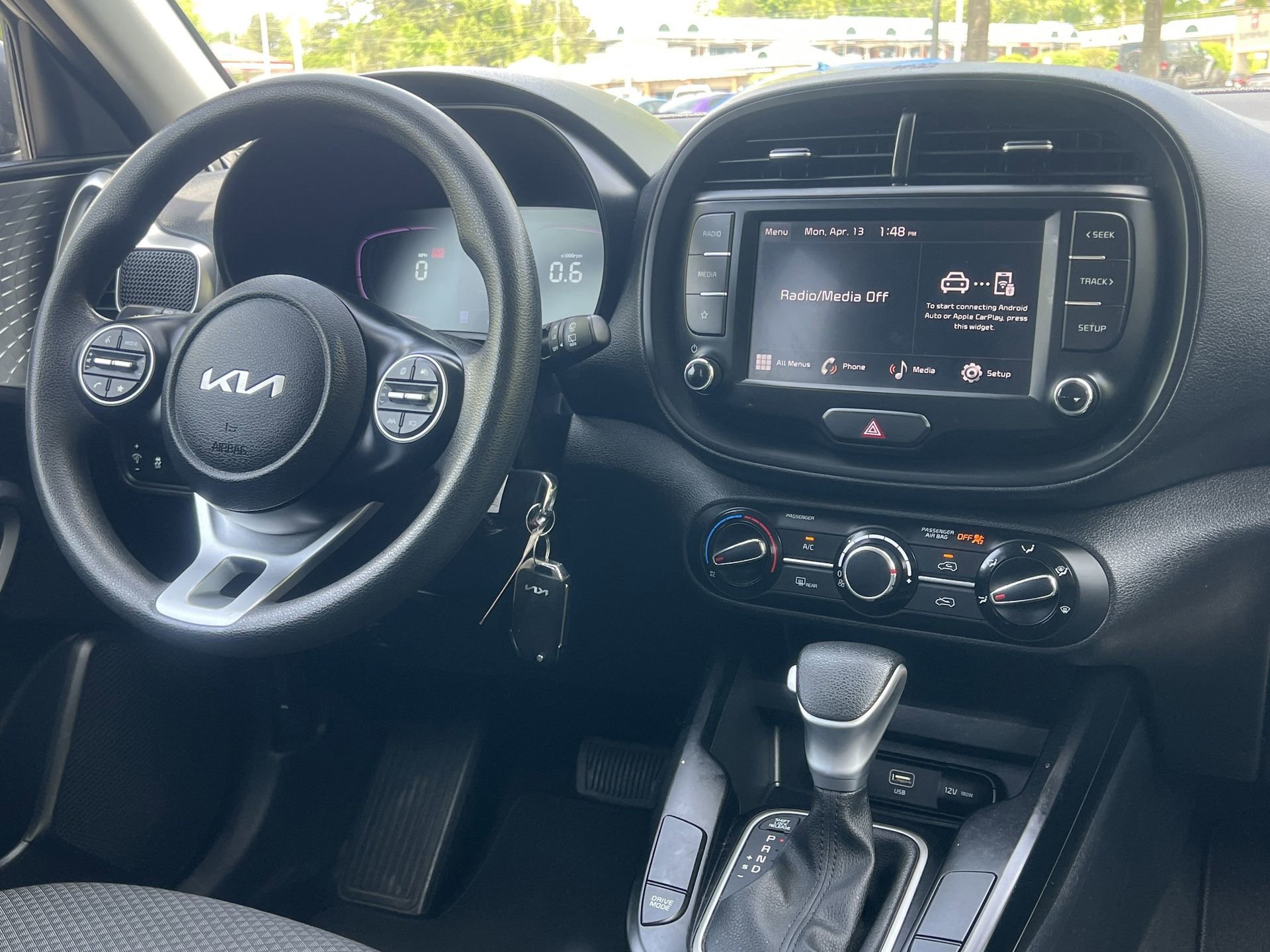 Used 2023 Kia Soul LX w/ Option Group 015 image 3