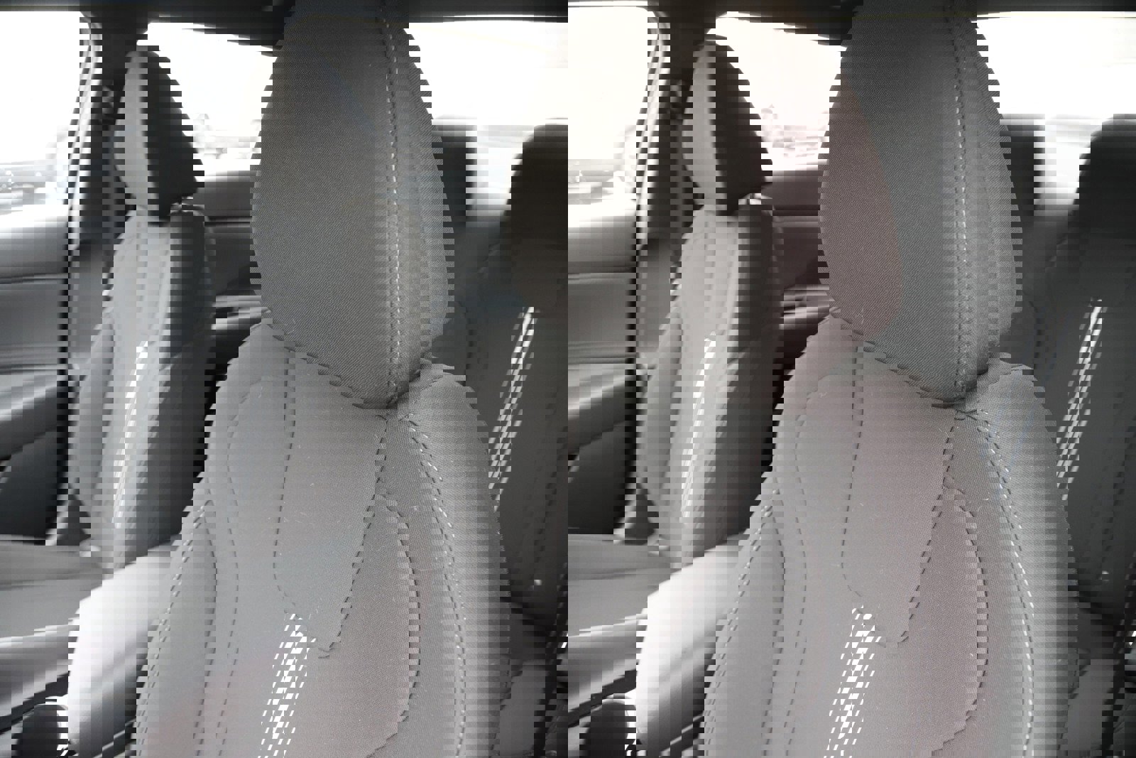 New 2026 Hyundai Elantra Sport image 13