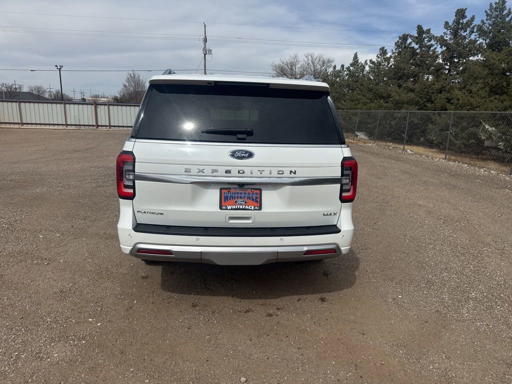 Used 2022 Ford Expedition Max Platinum AWD/4WD image 5