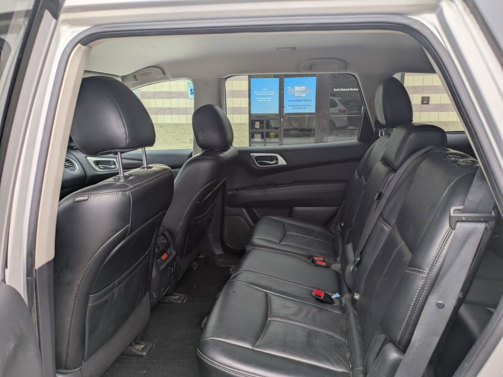 Used 2016 Nissan Pathfinder SL w/ SL Tech Package image 10