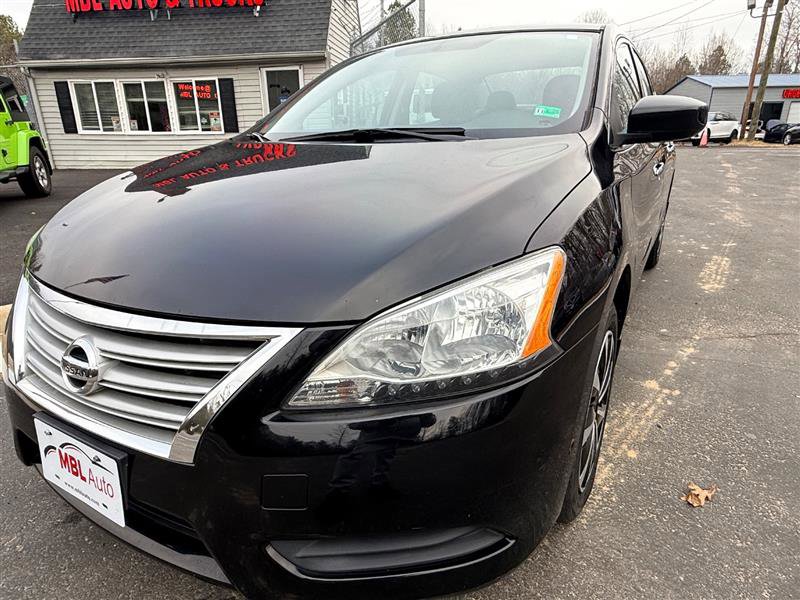 Used 2015 Nissan Sentra S image 9
