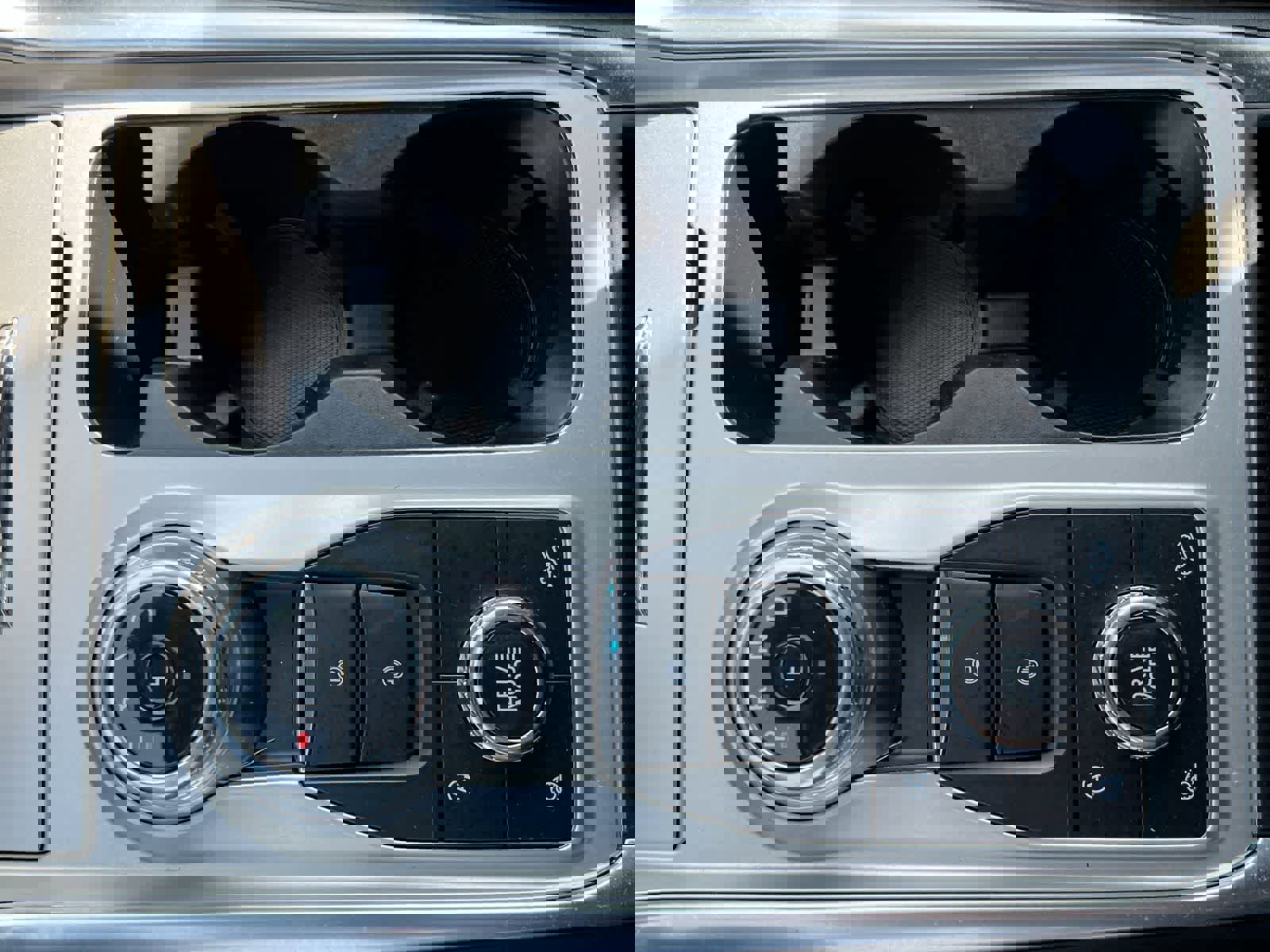 Used 2024 Ford Explorer XLT w/ Equipment Group 202A AWD/4WD image 32