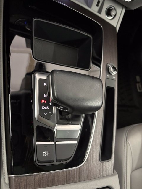 Used 2022 Audi Q5 2.0T Premium Plus AWD/4WD image 26