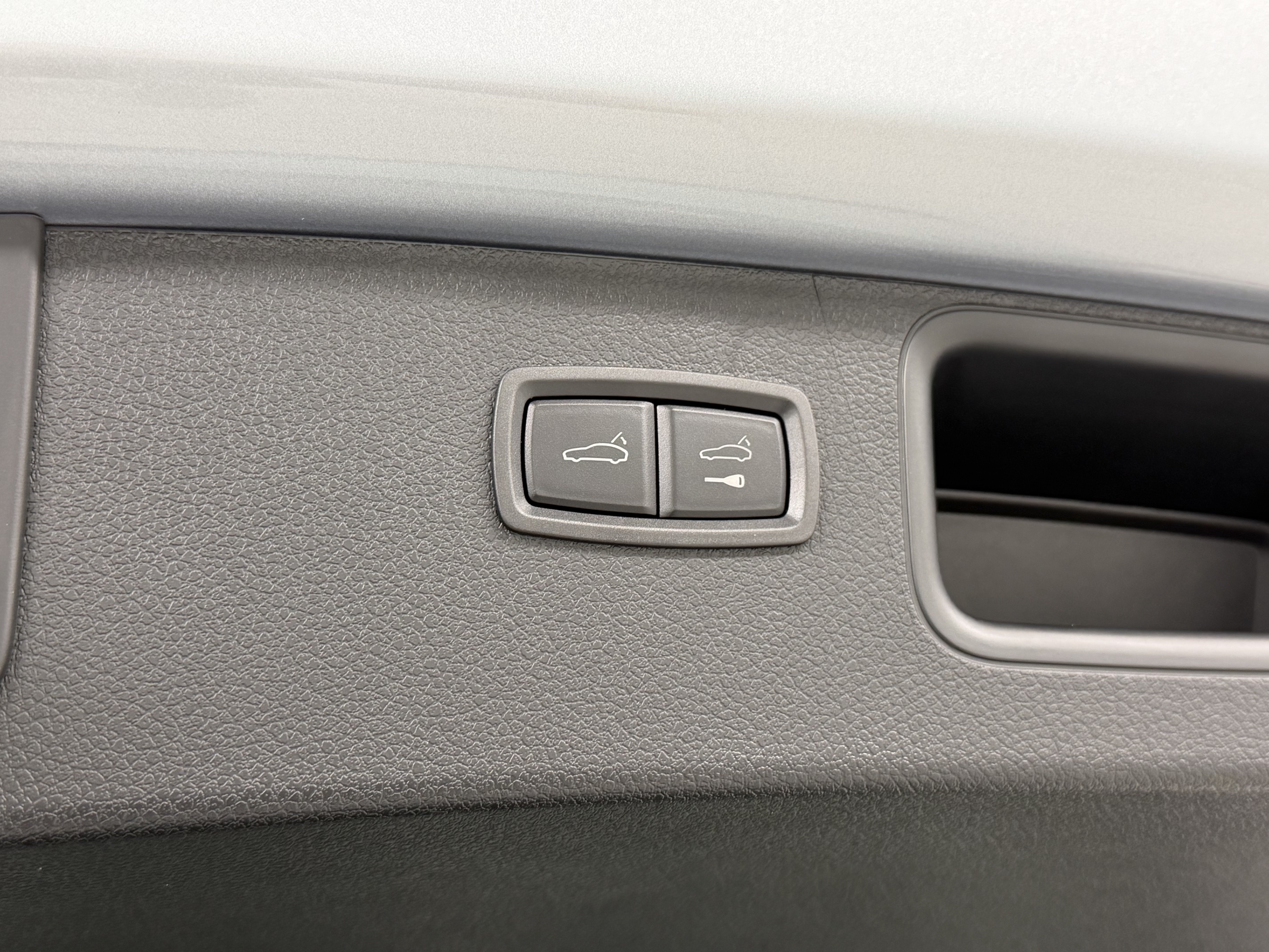 Certified 2026 Porsche Macan AWD/4WD image 62