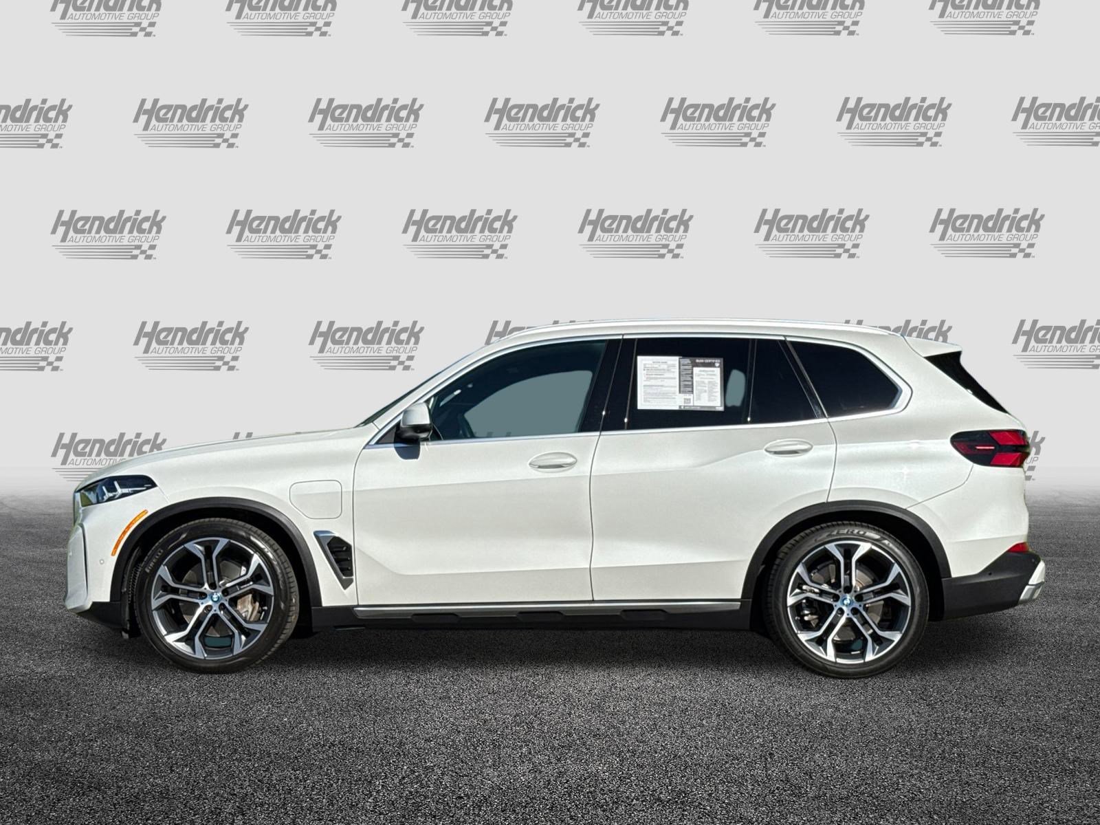 Certified 2024 BMW X5 xDrive50e w/ Parking Assistance Package image 8